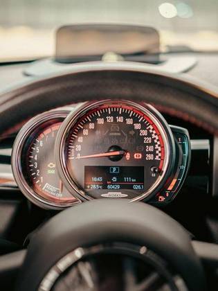 MINI COOPER 2.0 JOHN COOPER WORKS 16V TURBO GASOLINA 2P AUTOMATICO